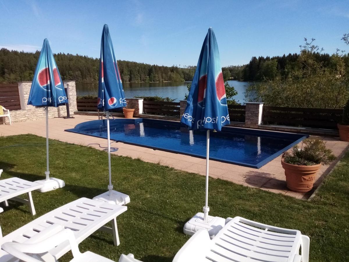 Penzion Ratmirak Maly Ratmirov Bagian luar foto